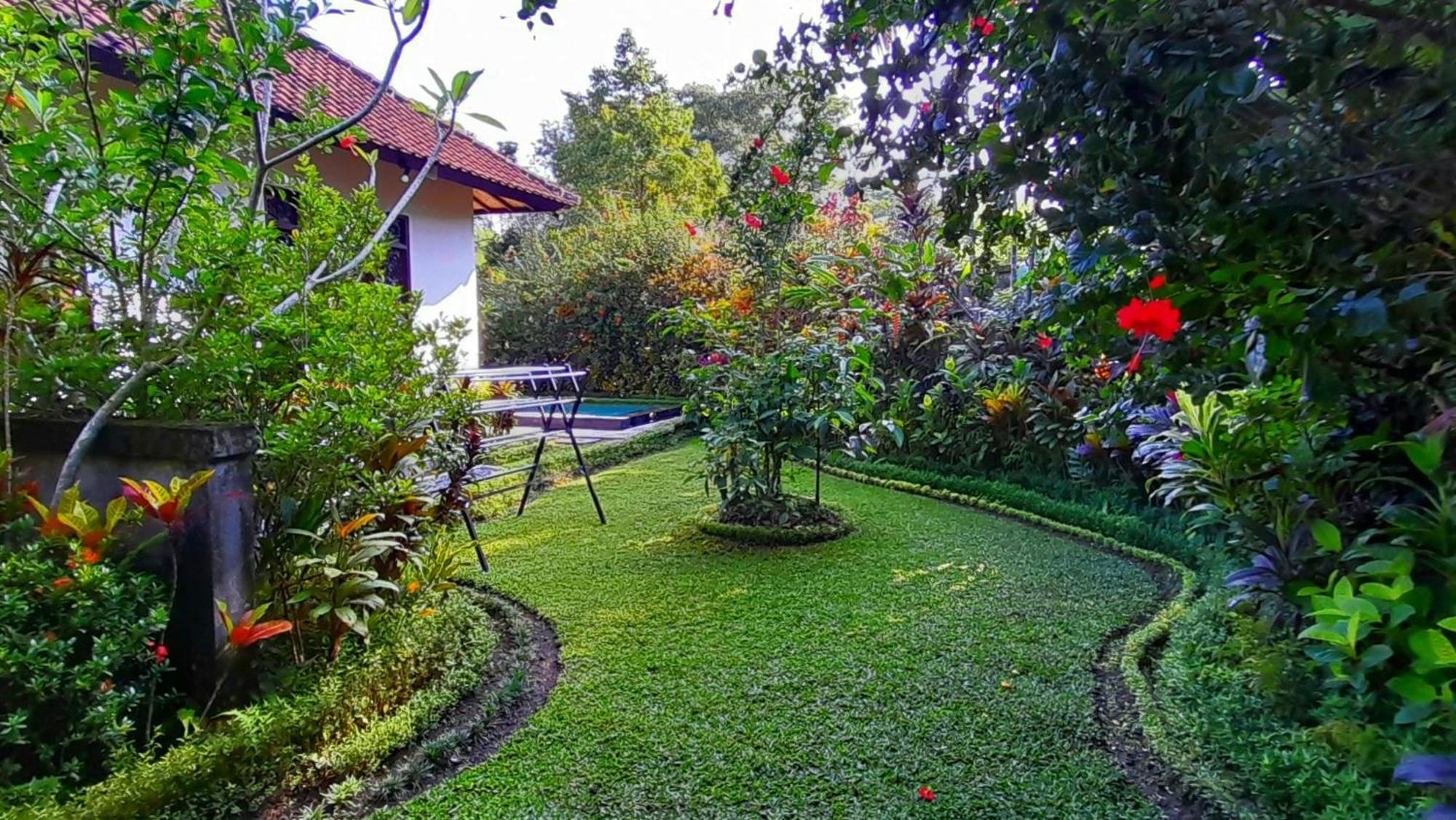 Sari Kembang Villa Ubud 1 Exterior photo
